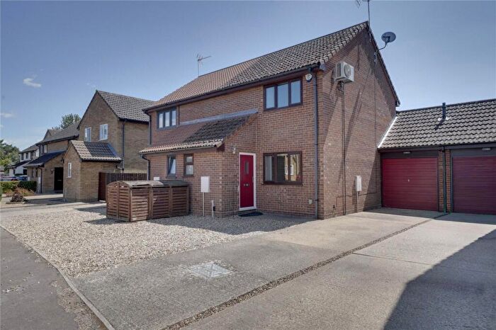 3 Bedroom Semi Detached House To Rent In Nightingale Close, Mildenhall, Bury St. Edmunds, Suffolk, IP28