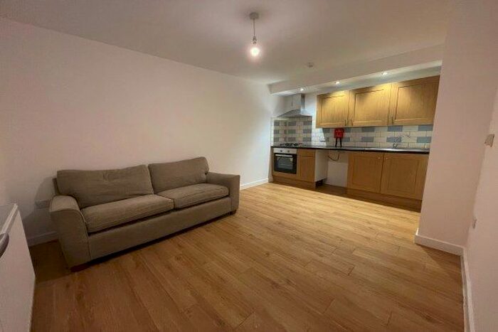 1 Bedroom Flat To Rent In Thoresby Street, Mansfield, NG18