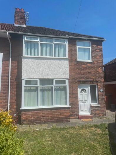 3 Bedroom Semi-Detached House To Rent In Dorgan Close, Rainhill, L35