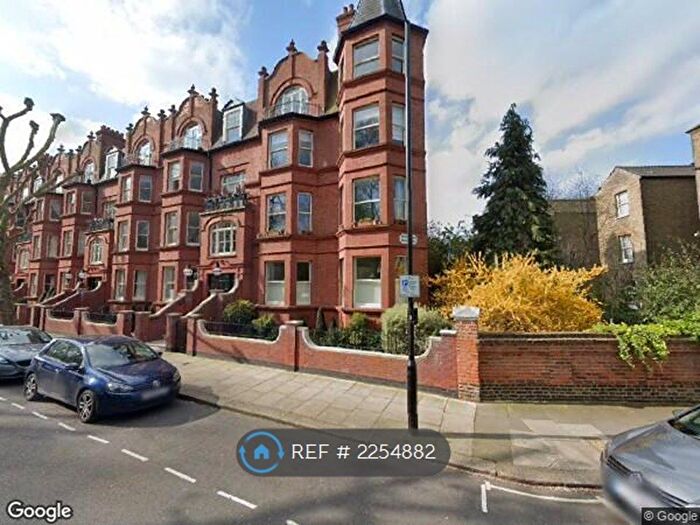 3 Bedroom Flat To Rent In Morshead Road, London, W9