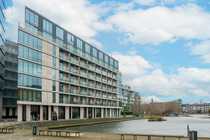 1 Bedroom Flat To Rent In Bookhouse, A City Road, London, EC1V