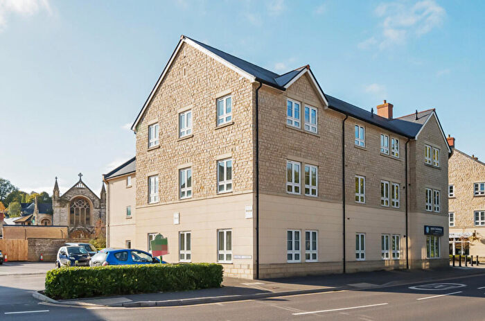 2 Bedroom Flat For Sale In Frome Road, Radstock, BA3
