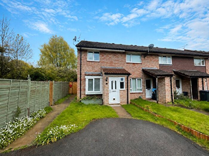 1 Bedroom End Of Terrace House For Sale In Bedroom House To Rent, Chandos Close, West Swindon, SN5