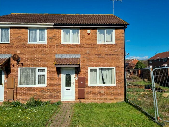 2 Bedroom End Of Terrace House To Rent In Kestrel View, Weymouth, Dorset, DT3
