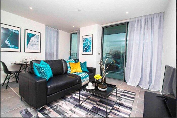 1 Bedroom Apartment To Rent In Dollar Bay Point, Dollar Bay Place, London, E14