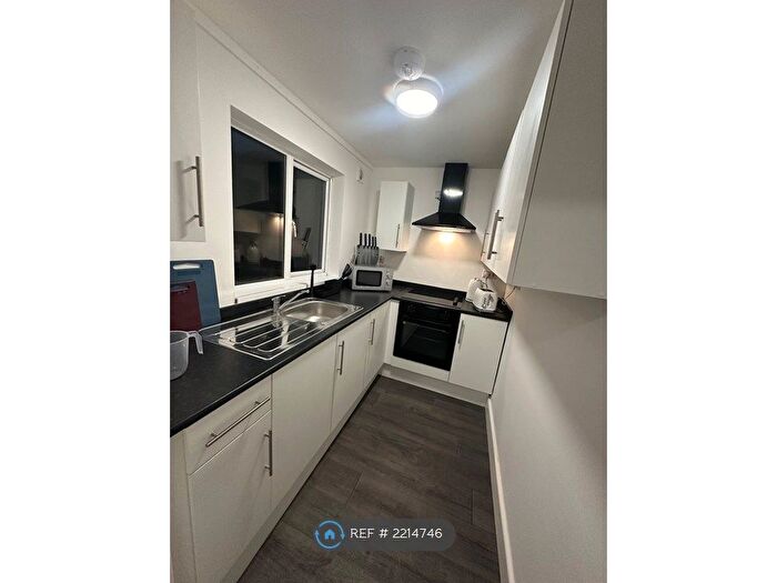 5 Bedroom End Of Terrace House To Rent In Alice Street, South Tyneside, NE33