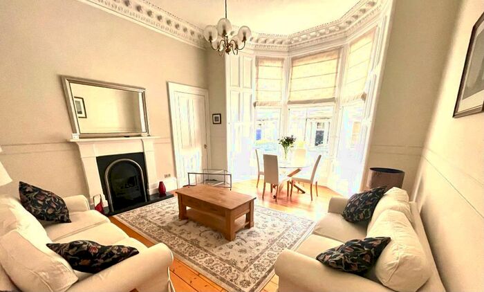 1 Bedroom Flat To Rent In Blantyre Terrace, Merchiston, Edinburgh, EH10