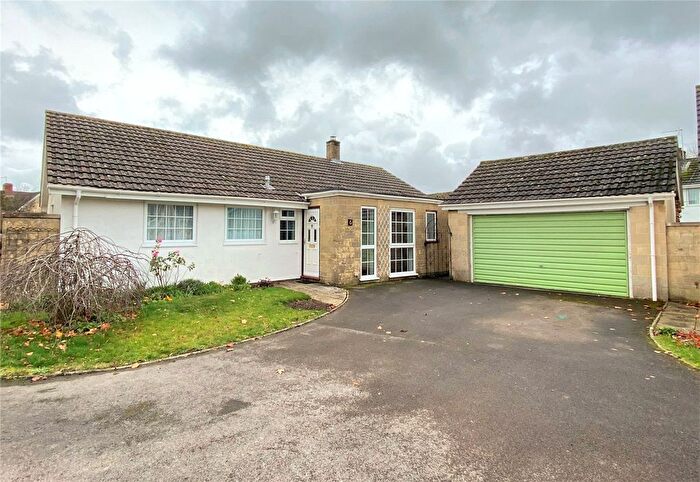 3 Bedroom Bungalow To Rent In Lamparts Way, Broadway, Ilminster, Somerset, TA19