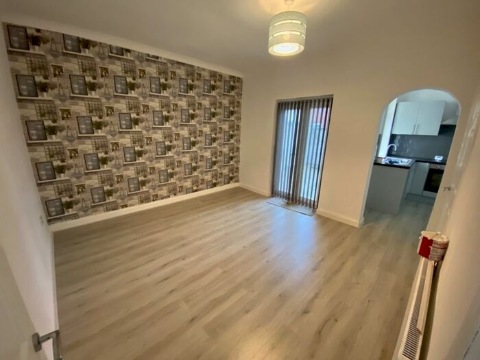 3 Bedroom Terraced House To Rent In Victoria Street, Radcliffe, Manchester M26