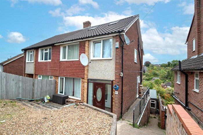 4 Bedroom Semi-Detached House To Rent In Deeds Grove, High Wycombe, HP12