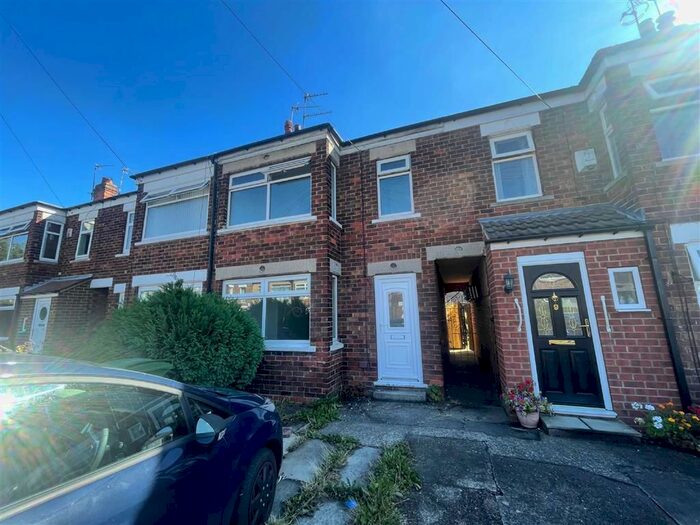 3 Bedroom Terraced House To Rent In Lyndhurst Avenue, Cottingham, HU16