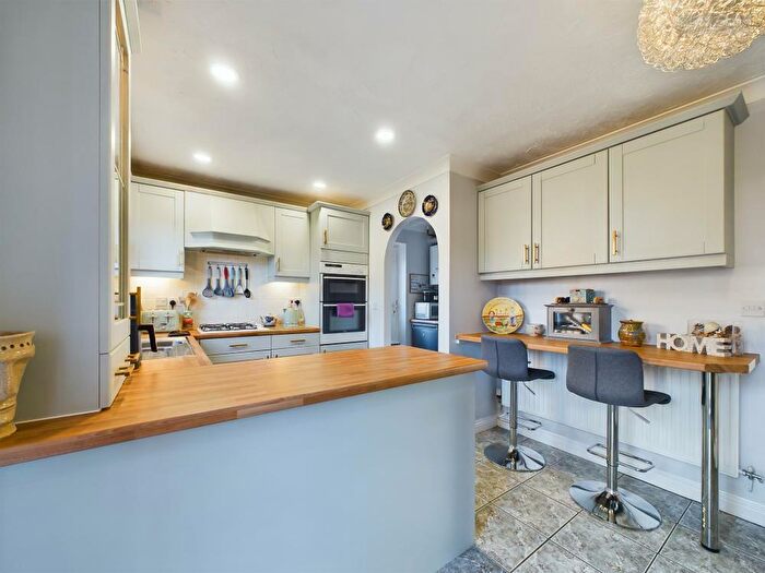 5 Bedroom Detached House For Sale In Pershore Way, Eye, Peterborough, PE6