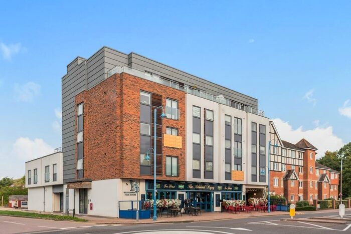 1 Bedroom Apartment To Rent In Darkes Lane, Potters Bar, EN6