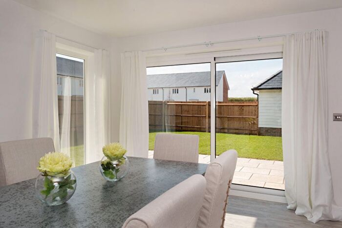 4 Bedroom Detached House For Sale In Summerfield Close, Staple, Canterbury, Kent, CT3