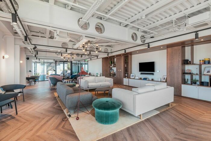 3 Bedroom Flat To Rent In George Street, Croydon, CR0