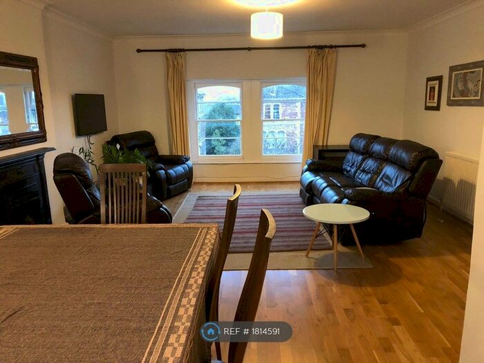 2 Bedroom Flat To Rent In Apsley Road, Bristol, BS8