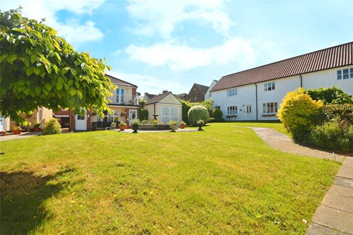 1 Bedroom Apartment For Sale In South Street, Manningtree, Essex, CO11