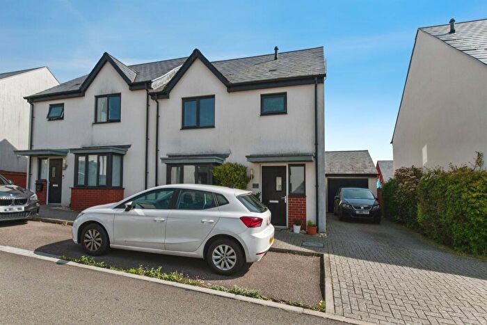 4 Bedroom Semi Detached House For Sale In Old Quarry Drive, Exminster, Exeter, EX6