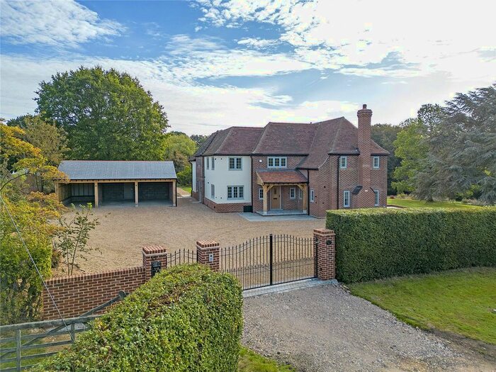5 Bedroom Detached House For Sale In Felstead Road, Little Leighs, Chelmsford, Essex, CM3