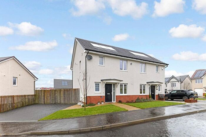 3 Bedroom Semi-Detached House For Sale In Draffen Hill Road, Stewarton, Kilmarnock, East Ayrshire, KA3