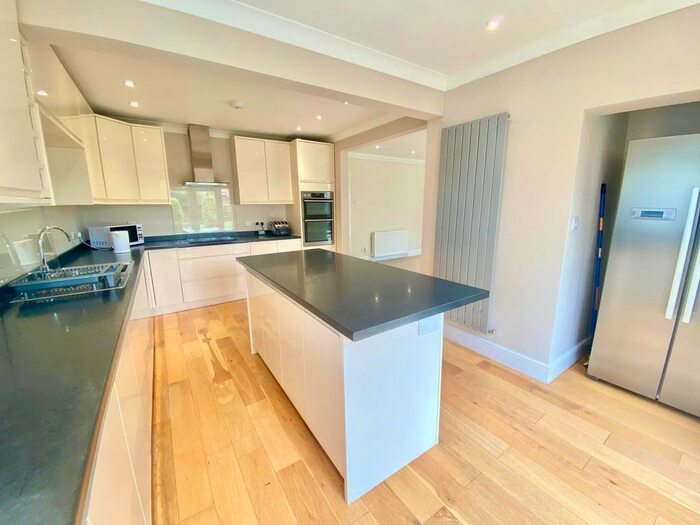 3 Bedroom Property To Rent In Oakwood Road, Bricket Wood, St. Albans, AL2