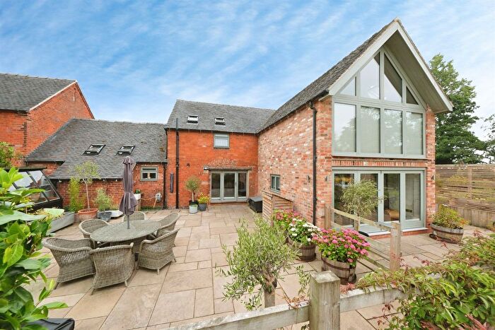 3 Bedroom Barn Conversion For Sale In Marjory Lane, Harehill, Ashbourne, DE6