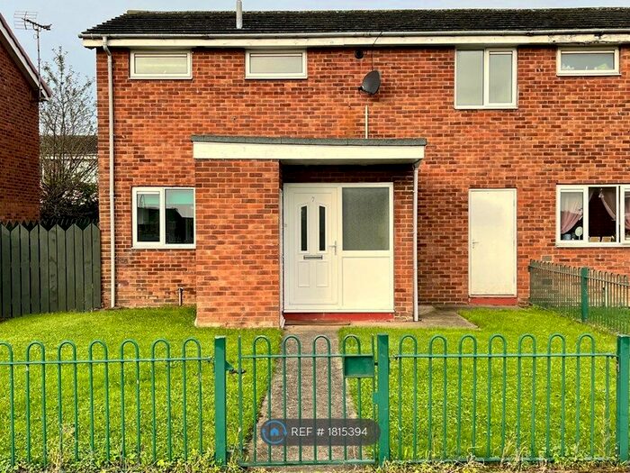 3 Bedroom End Of Terrace House To Rent In Uldale Walk, Carcroft, Doncaster, DN6