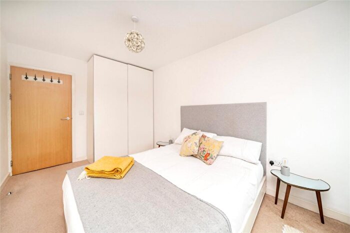 1 Bedroom Flat For Sale In Triangle Road, London, E8 - Photo 7