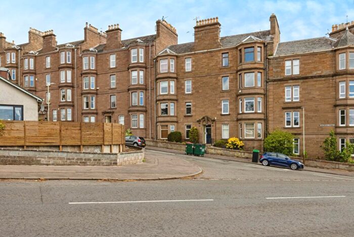 1 Bedroom Terraced House For Sale In Seymour Street, Dundee, Angus, DD2