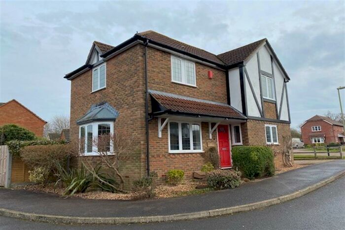 3 Bedroom Detached House To Rent In Chineham, Basingstoke, RG24