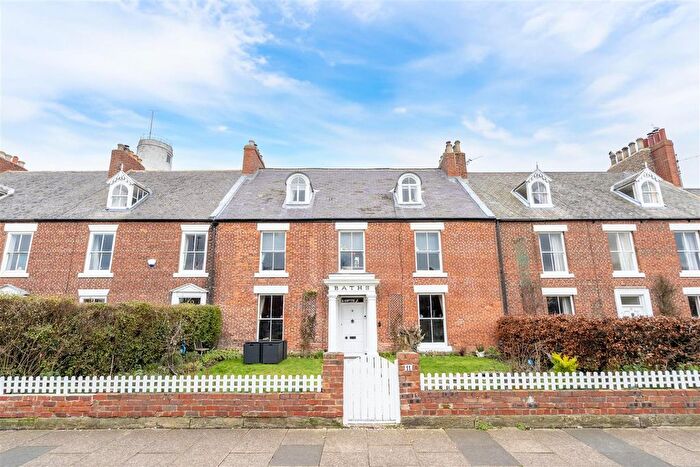 8 Bedroom Terraced House For Sale In Bath Terrace, Blyth, NE24