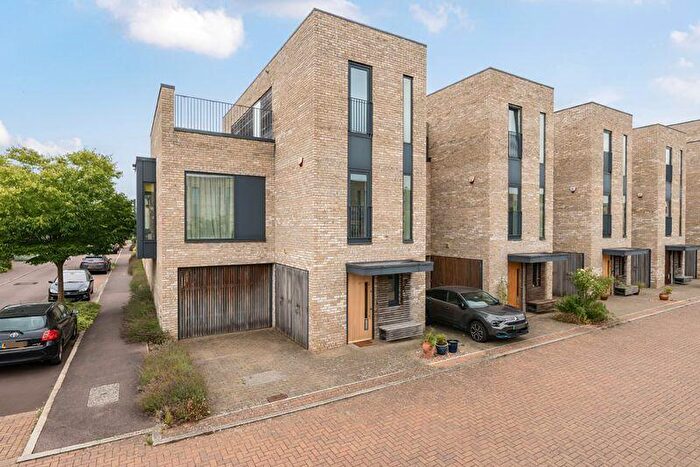 4 Bedroom Town House To Rent In Kingfisher Gardens, Cambridge, CB2