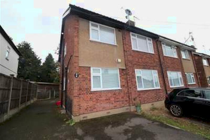 2 Bedroom Maisonette Flat To Rent In Brentwood, CM14