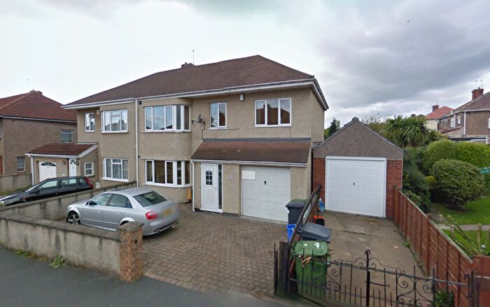 6 Bedroom Detached House To Rent In Smithcourt Drive, Little Stoke, Bristol, Gloucestershire, BS34