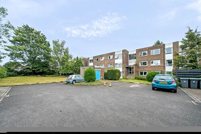 1 Bedroom Flat To Rent In Willow Grove Chislehurst, BR7