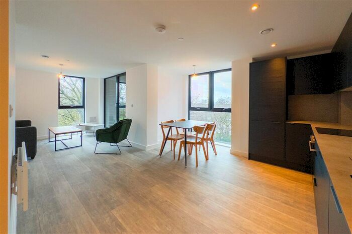 2 Bedroom Apartment To Rent In Urban Green, M16