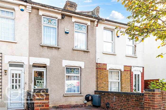 2 Bedroom Terraced House For Sale In Exeter Road, East Croydon, CR0