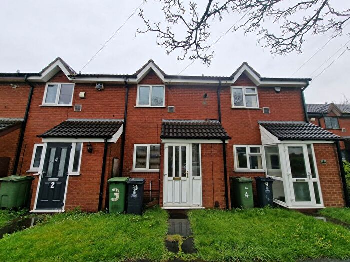2 Bedroom Property To Rent In Temple Bar, Willenhall, WV13