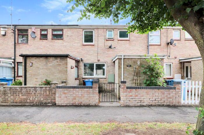 3 Bedroom Terraced House To Rent In Sawston Avenue, Hull, HU5