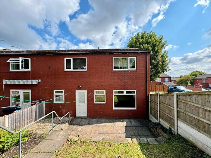 2 Bedroom Semi Detached House For Sale In Greenmount Street, Leeds, West Yorkshire, LS11