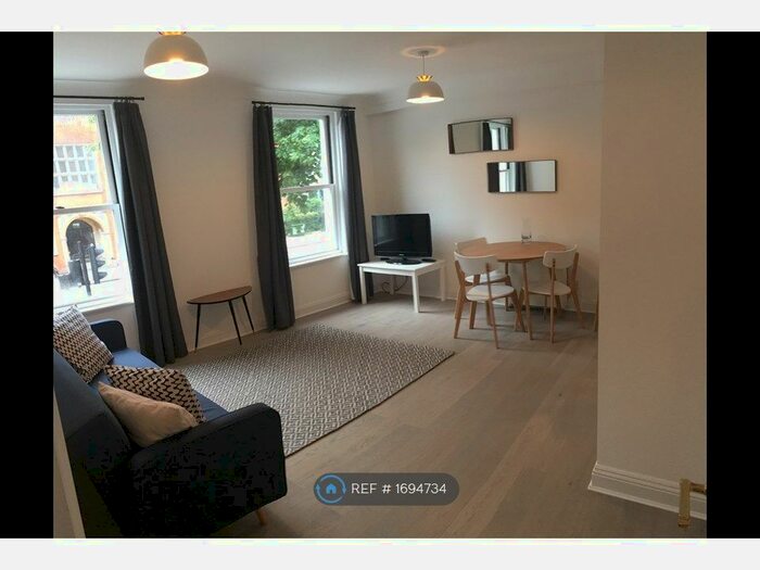 2 Bedroom Flat To Rent In Clapham Rd, London, SW9