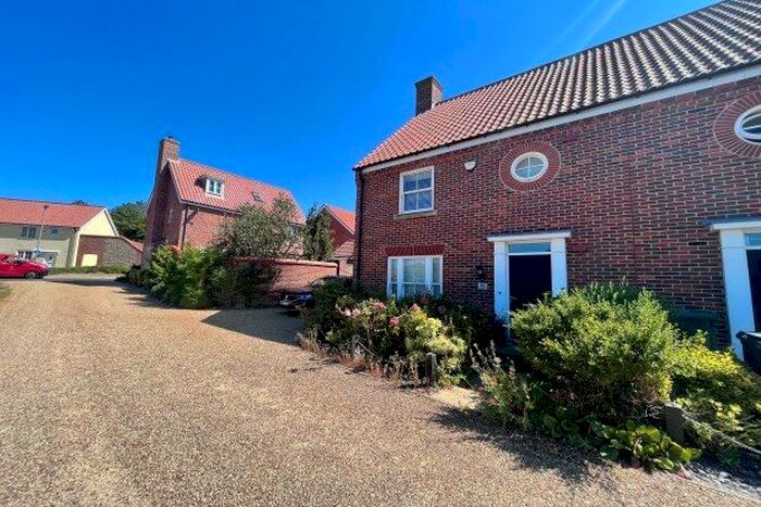 3 Bedroom Property To Rent In Christophers Close, Cromer, NR27