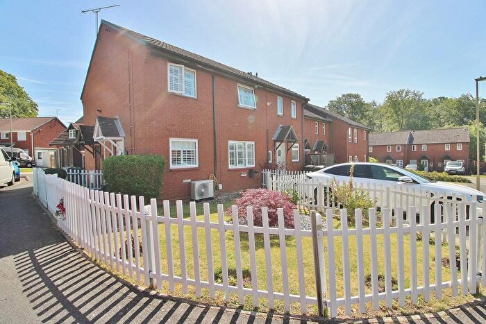 1 Bedroom Semi-Detached House For Sale In Cardinal Drive, Waterlooville, PO7