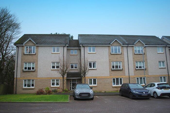 2 Bedroom Flat For Sale In Neuk Drive, Village, East Kilbride, G74