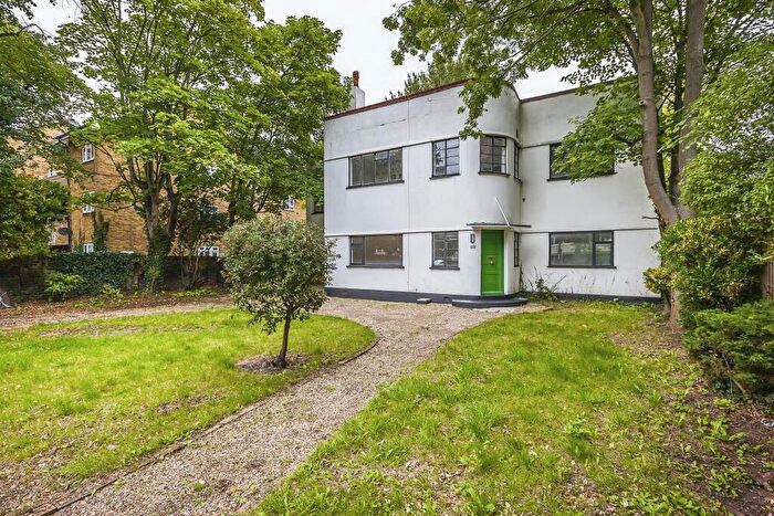 5 Bedroom House To Rent In Westcombe Park Road London, SE3