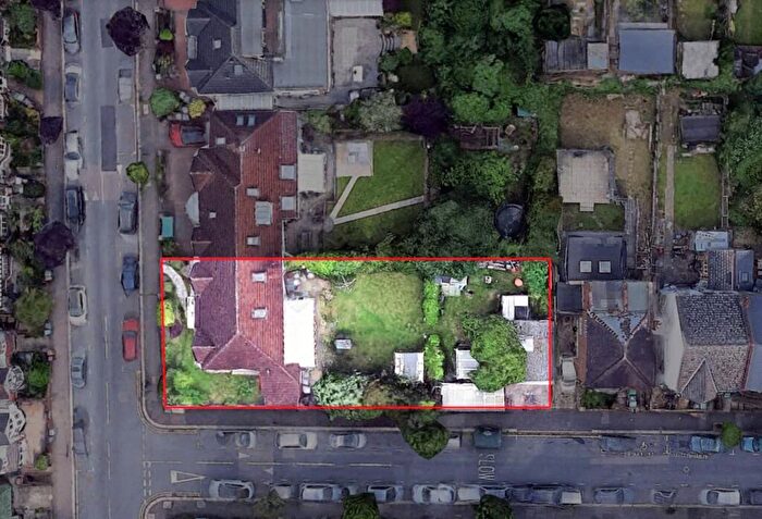 3 Bedroom Terraced House For Sale In Belle Vue Road, Walthamstow, London, E17