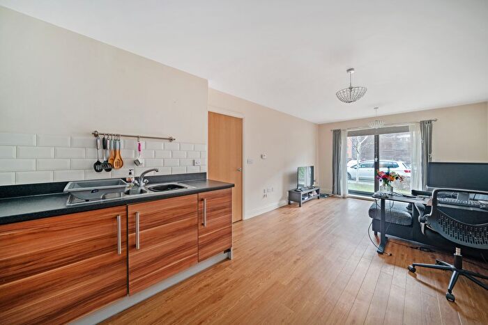 1 Bedroom Property To Rent In St. Georges Grove, London, SW17