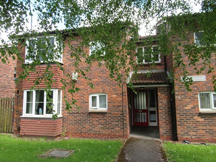 1 Bedroom Flat To Rent In The Beeches, Highfield South, Rock Ferry, Birkenhead, CH42