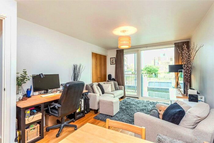 1 Bedroom Apartment To Rent In Adelaide Wharf, Queensbridge Road, London, E2