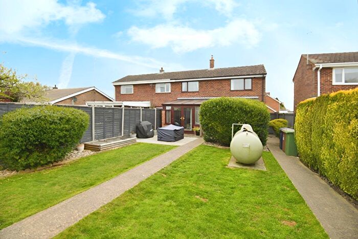 3 Bedroom Semi-Detached House For Sale In Chapelfield Road, Guyhirn, Wisbech, PE13